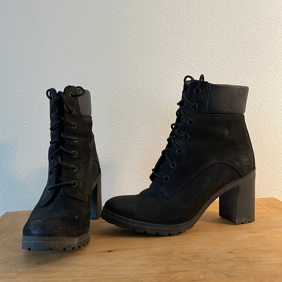 Women's Black Lace-Up Ankle Boots - Picture 1 of 3